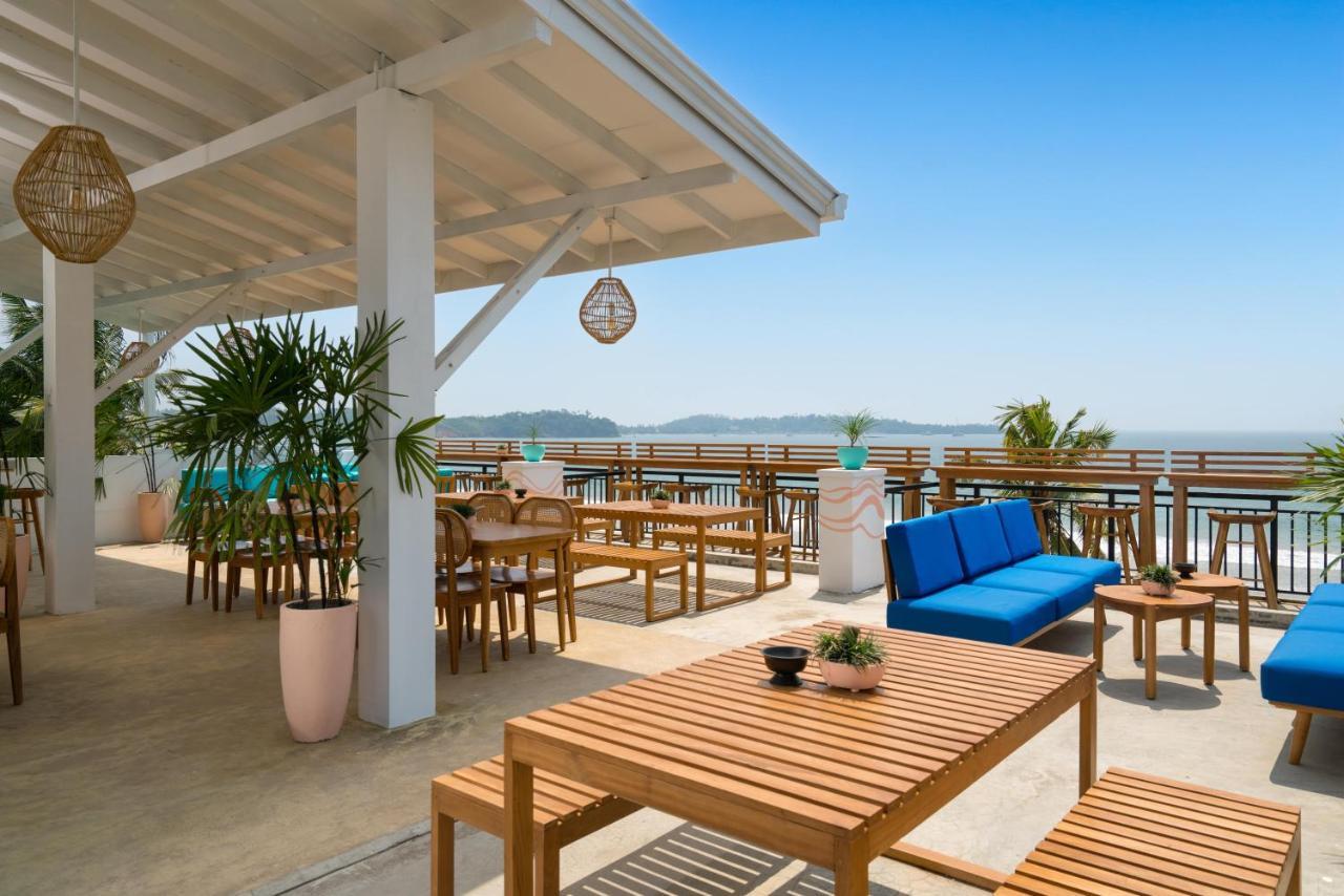 Outpost Weligama Beachfront Экстерьер фото