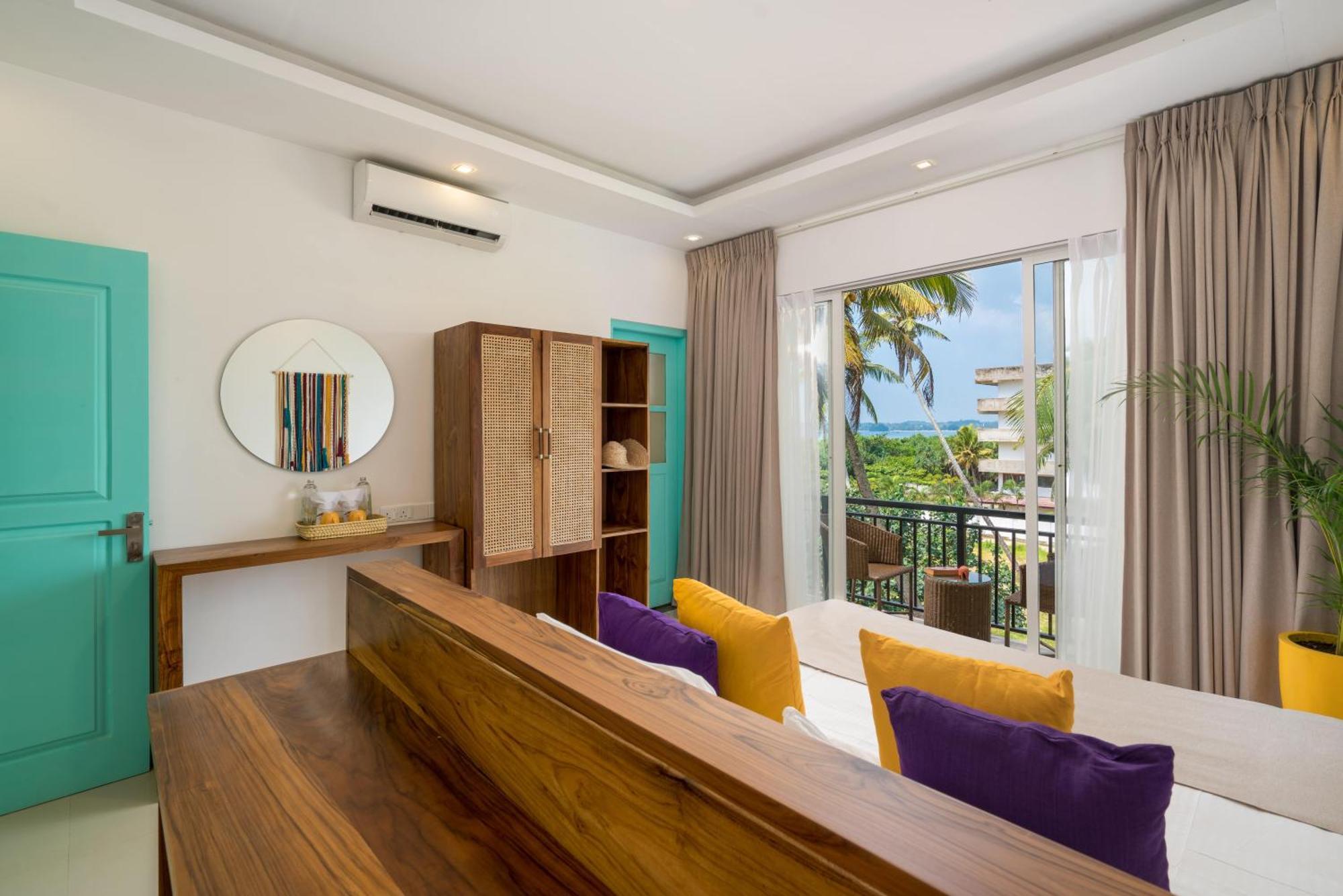 Outpost Weligama Beachfront Номер фото
